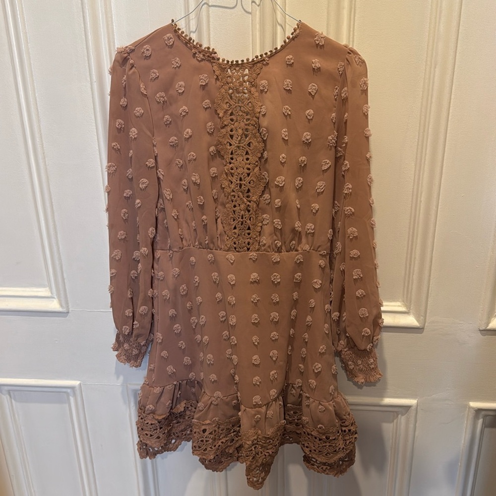 Long sleeve short dress